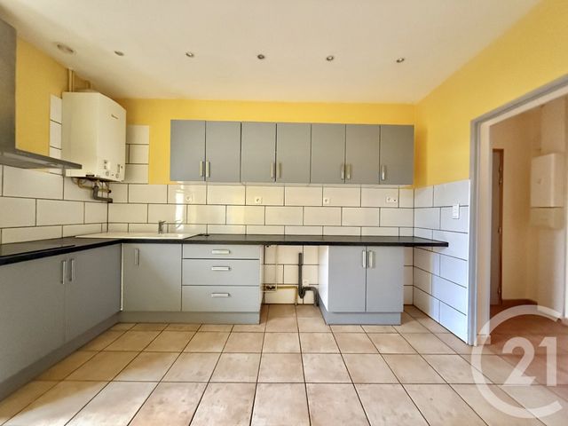 Appartement F4 &agrave; louer - 4 pi&egrave;ces - 119,51 m2 - Moulins - 03 - AUVERGNE