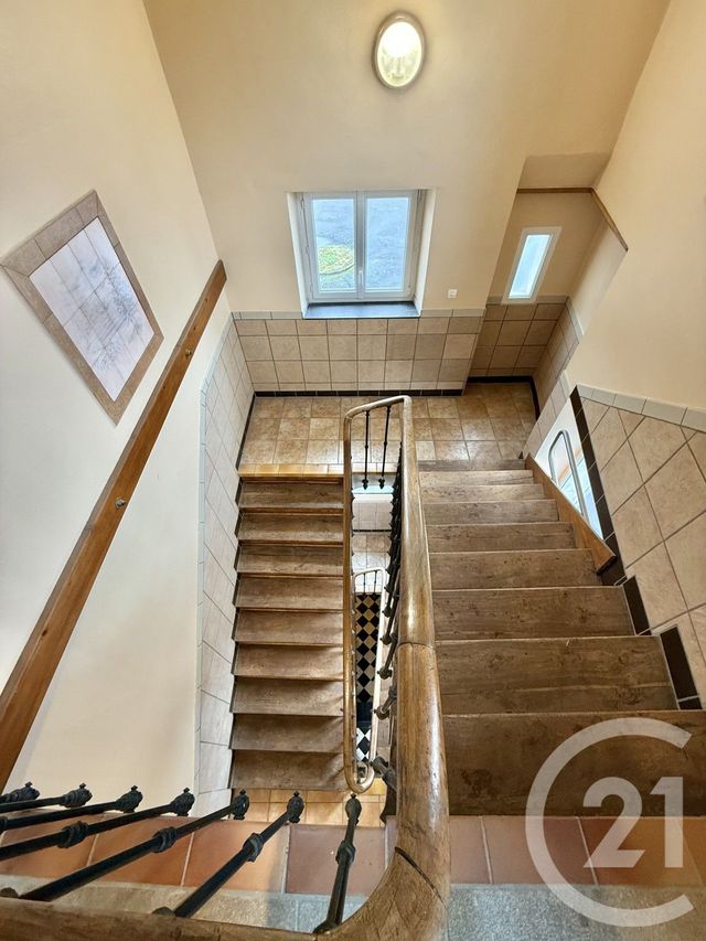 Appartement F2 &agrave; louer - 2 pi&egrave;ces - 60,12 m2 - Moulins - 03 - AUVERGNE