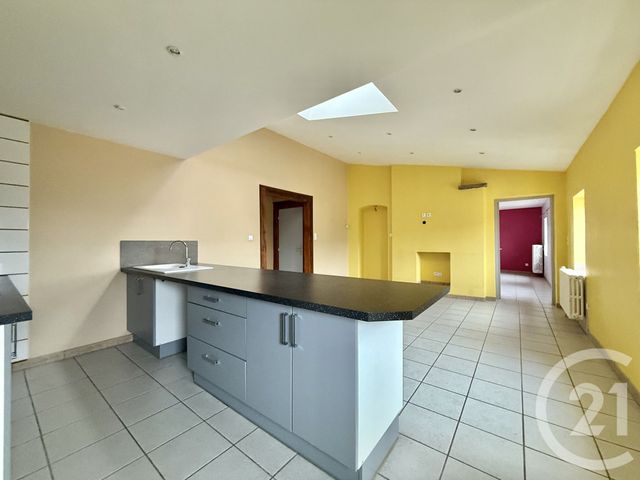 Appartement F2 &agrave; louer - 2 pi&egrave;ces - 60,12 m2 - Moulins - 03 - AUVERGNE