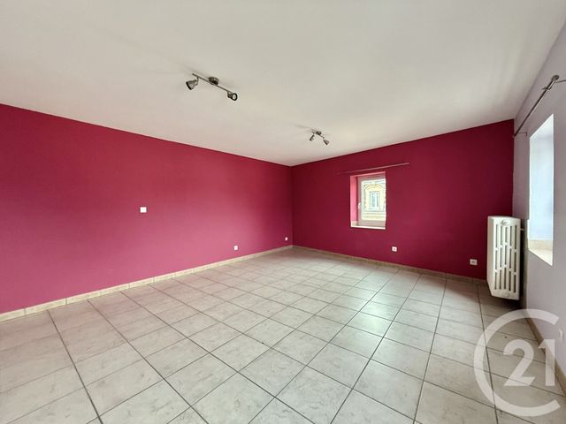 Appartement F2 &agrave; louer - 2 pi&egrave;ces - 60,12 m2 - Moulins - 03 - AUVERGNE