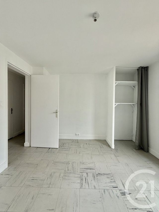 Appartement F4 &agrave; louer - 4 pi&egrave;ces - 68,33 m2 - Yzeure - 03 - AUVERGNE
