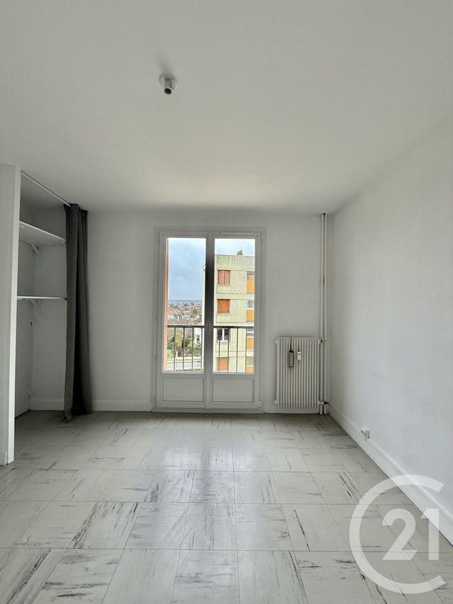 Appartement F4 &agrave; louer - 4 pi&egrave;ces - 68,33 m2 - Yzeure - 03 - AUVERGNE