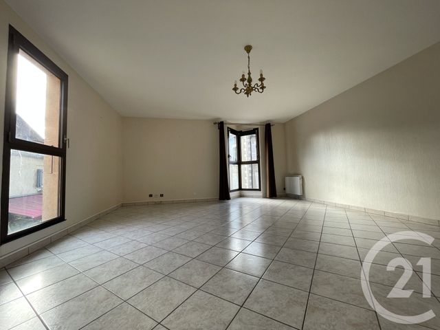 Appartement F3 &agrave; louer - 3 pi&egrave;ces - 76,42 m2 - Moulins - 03 - AUVERGNE
