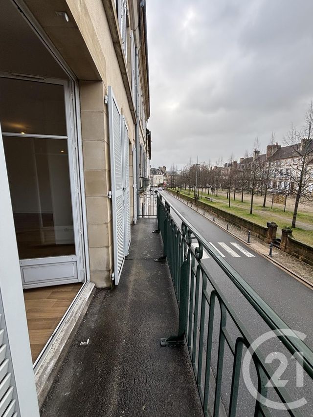 Appartement &agrave; louer - 3 pi&egrave;ces - 96,26 m2 - Moulins - 03 - AUVERGNE