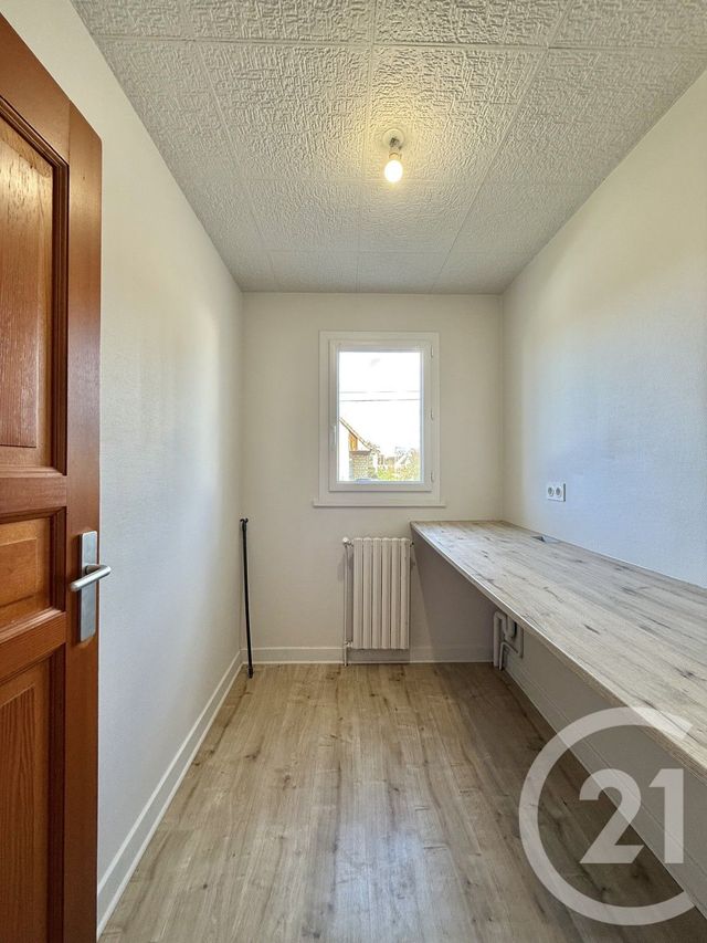 Maison &agrave; louer - 4 pi&egrave;ces - 96,75 m2 - Yzeure - 03 - AUVERGNE
