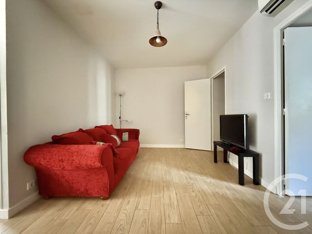 Appartement F2 &agrave; louer - 2 pi&egrave;ces - 44,95 m2 - Moulins - 03 - AUVERGNE