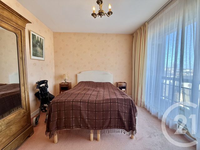 Appartement F5 &agrave; vendre - 5 pi&egrave;ces - 113,86 m2 - Moulins - 03 - AUVERGNE