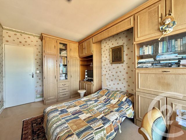 Appartement F5 &agrave; vendre - 5 pi&egrave;ces - 113,86 m2 - Moulins - 03 - AUVERGNE