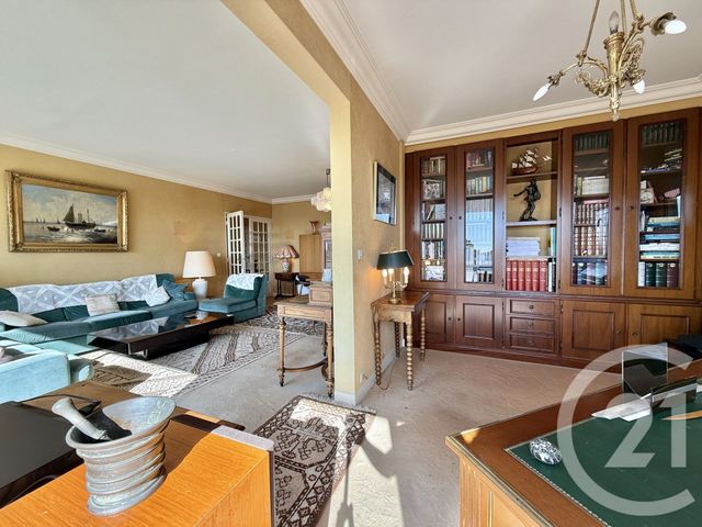 Appartement F5 &agrave; vendre - 5 pi&egrave;ces - 113,86 m2 - Moulins - 03 - AUVERGNE