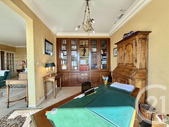 Appartement F5 &agrave; vendre - 5 pi&egrave;ces - 113,86 m2 - Moulins - 03 - AUVERGNE