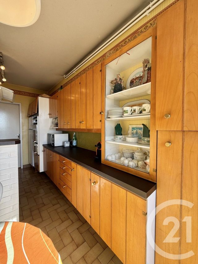 Appartement F5 &agrave; vendre - 5 pi&egrave;ces - 113,86 m2 - Moulins - 03 - AUVERGNE