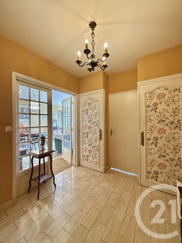 Appartement F5 &agrave; vendre - 5 pi&egrave;ces - 113,86 m2 - Moulins - 03 - AUVERGNE