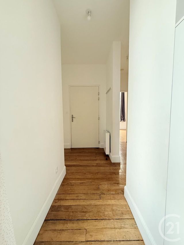Appartement F4 &agrave; louer - 4 pi&egrave;ces - 74,68 m2 - Moulins - 03 - AUVERGNE