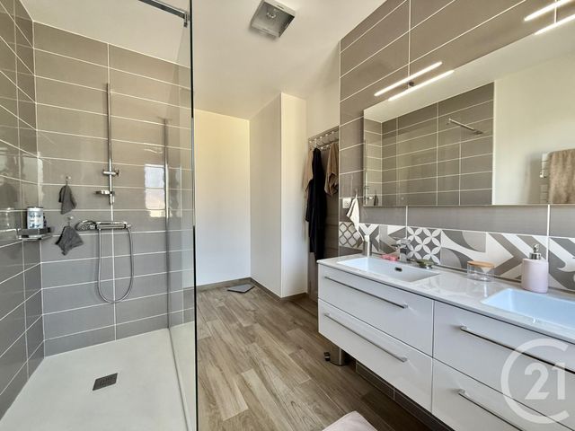 Maison &agrave; vendre - 10 pi&egrave;ces - 249,46 m2 - Yzeure - 03 - AUVERGNE