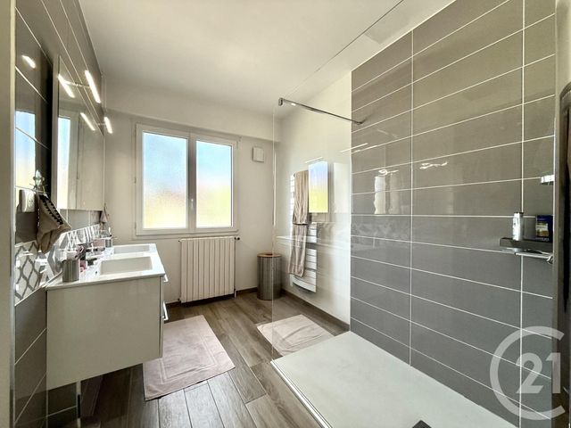 Maison &agrave; vendre - 10 pi&egrave;ces - 249,46 m2 - Yzeure - 03 - AUVERGNE