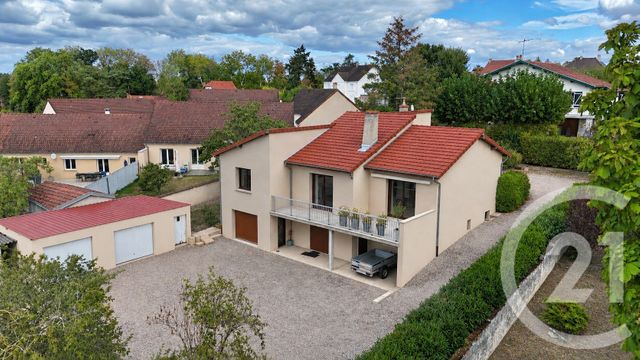 Maison &agrave; vendre - 10 pi&egrave;ces - 249,46 m2 - Yzeure - 03 - AUVERGNE