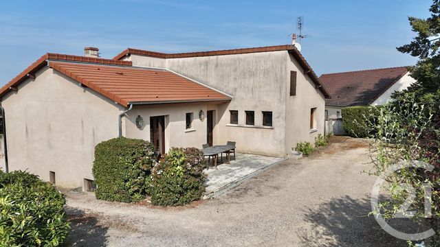 maison - YZEURE - 03