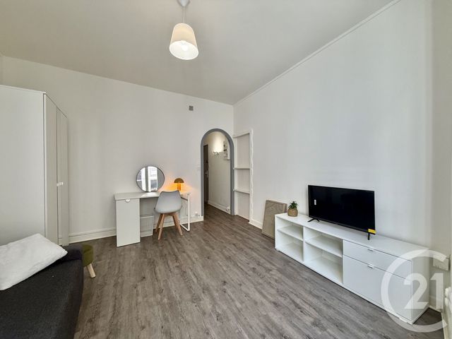 Appartement F1 &agrave; louer - 1 pi&egrave;ce - 30,12 m2 - Moulins - 03 - AUVERGNE