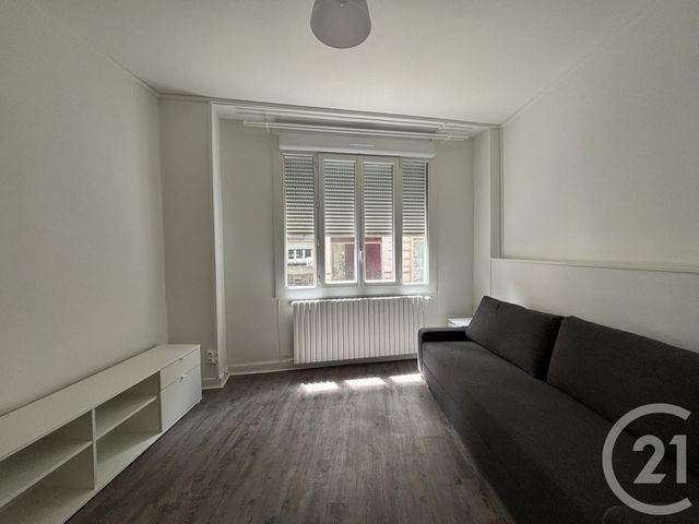 Appartement F1 &agrave; louer - 1 pi&egrave;ce - 30,12 m2 - Moulins - 03 - AUVERGNE