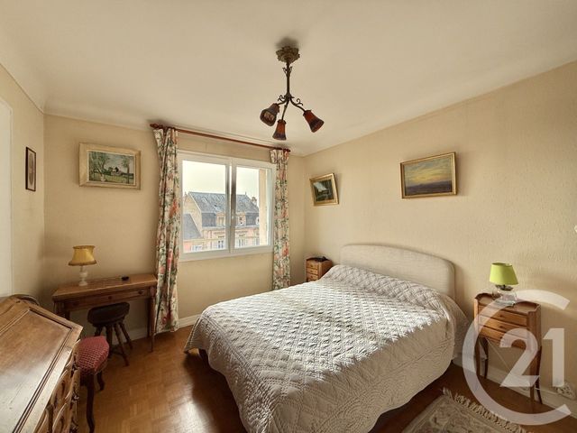 Appartement F4 &agrave; vendre - 4 pi&egrave;ces - 93,53 m2 - Moulins - 03 - AUVERGNE