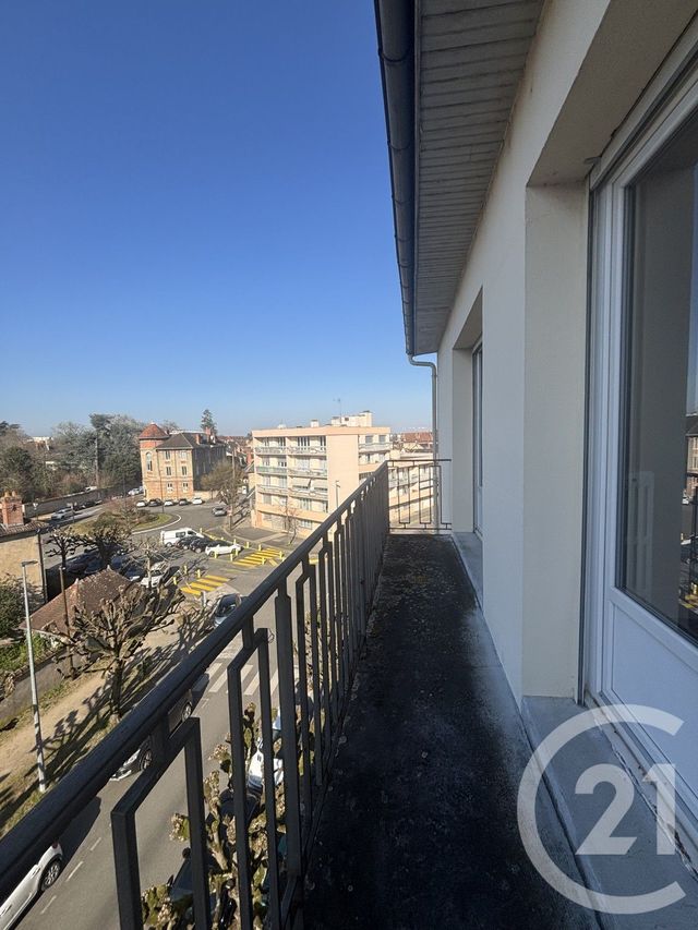 Appartement F3 &agrave; louer - 3 pi&egrave;ces - 57,15 m2 - Moulins - 03 - AUVERGNE