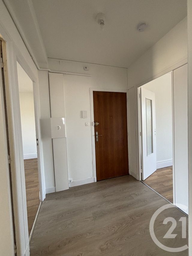 Appartement F3 &agrave; louer - 3 pi&egrave;ces - 57,15 m2 - Moulins - 03 - AUVERGNE