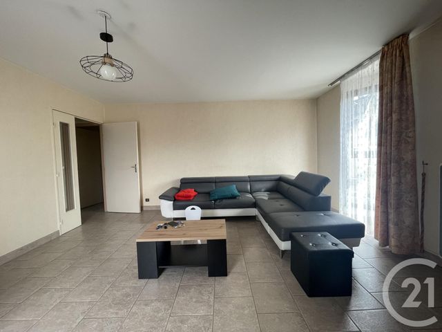Appartement F3 &agrave; louer - 3 pi&egrave;ces - 77 m2 - Moulins - 03 - AUVERGNE