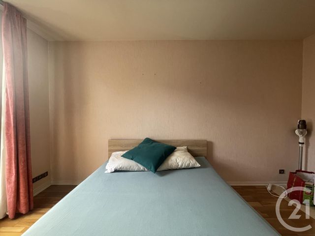 Appartement F3 &agrave; louer - 3 pi&egrave;ces - 77 m2 - Moulins - 03 - AUVERGNE
