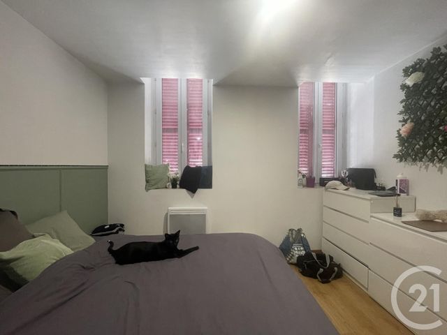 Appartement F2 &agrave; louer - 2 pi&egrave;ces - 52,07 m2 - Villeneuve Sur Allier - 03 - AUVERGNE