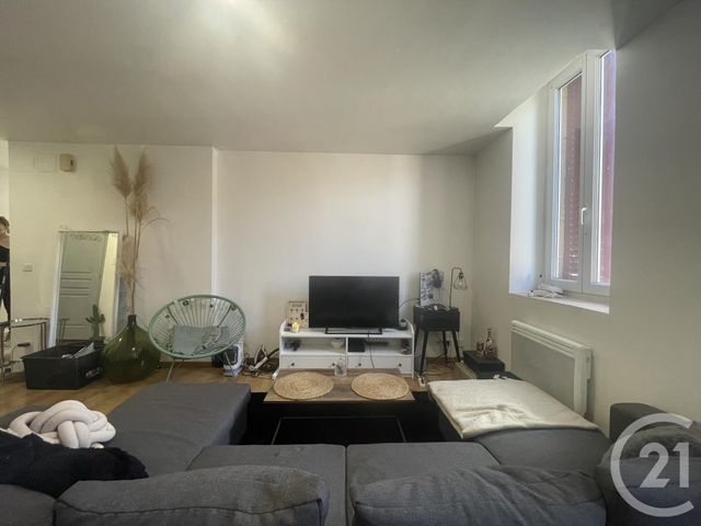 Appartement F2 &agrave; louer - 2 pi&egrave;ces - 52,07 m2 - Villeneuve Sur Allier - 03 - AUVERGNE