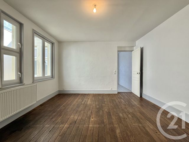 Appartement F3 &agrave; louer - 3 pi&egrave;ces - 66 m2 - Moulins - 03 - AUVERGNE