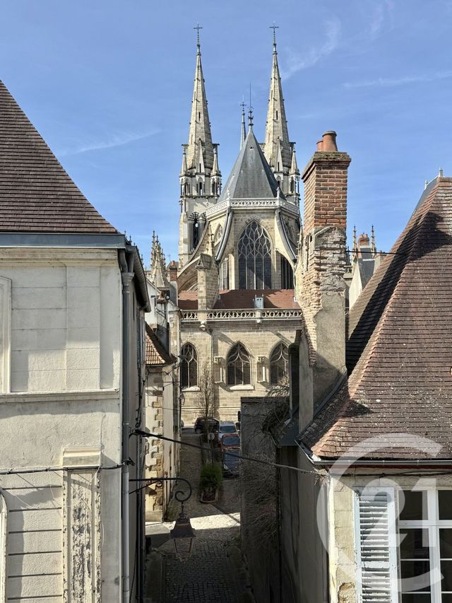 Appartement F3 &agrave; louer - 3 pi&egrave;ces - 66 m2 - Moulins - 03 - AUVERGNE