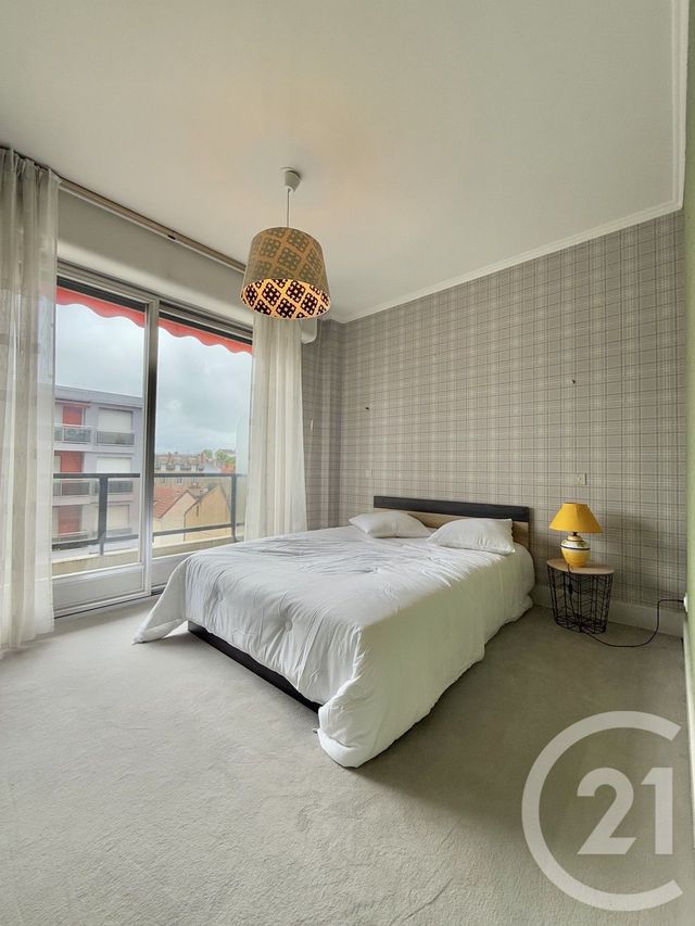 Appartement &agrave; louer - 2 pi&egrave;ces - 45,80 m2 - Moulins - 03 - AUVERGNE