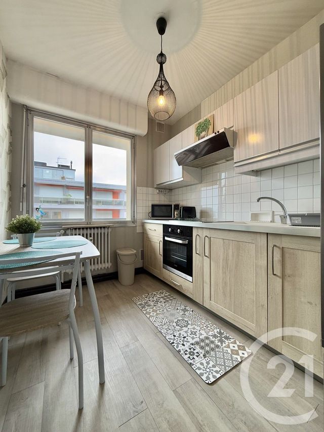 Appartement &agrave; louer - 2 pi&egrave;ces - 45,80 m2 - Moulins - 03 - AUVERGNE