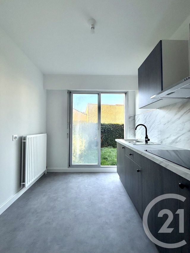 Appartement Studio &agrave; louer - 1 pi&egrave;ce - 36,70 m2 - Moulins - 03 - AUVERGNE