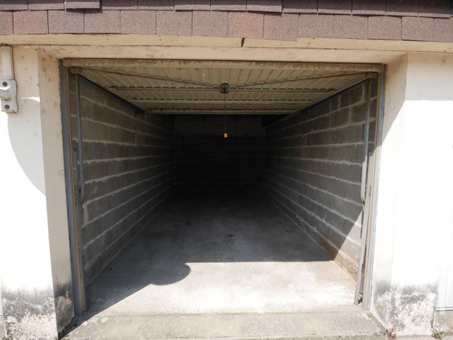 Parking &agrave; louer - 15 m2 - Moulins - 03 - AUVERGNE