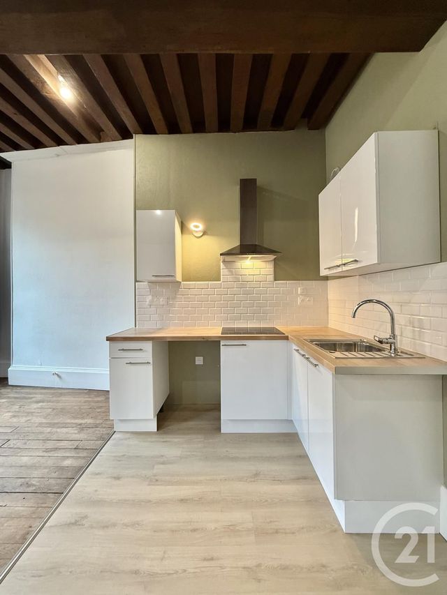 Appartement F1 &agrave; louer - 1 pi&egrave;ce - 44,57 m2 - Moulins - 03 - AUVERGNE