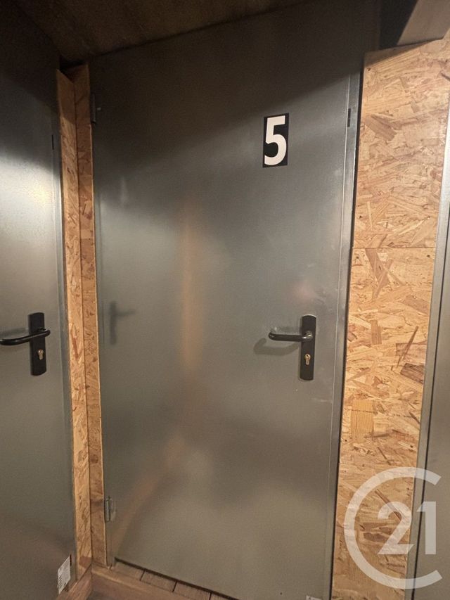 Parking &agrave; louer - 6 m2 - Moulins - 03 - AUVERGNE