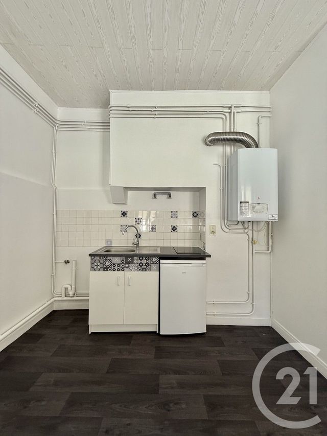 Appartement Studio &agrave; louer - 1 pi&egrave;ce - 26,45 m2 - Moulins - 03 - AUVERGNE