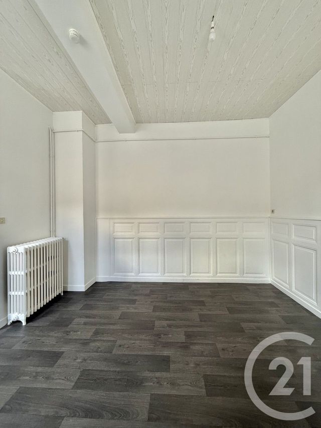 Appartement Studio &agrave; louer - 1 pi&egrave;ce - 26,45 m2 - Moulins - 03 - AUVERGNE