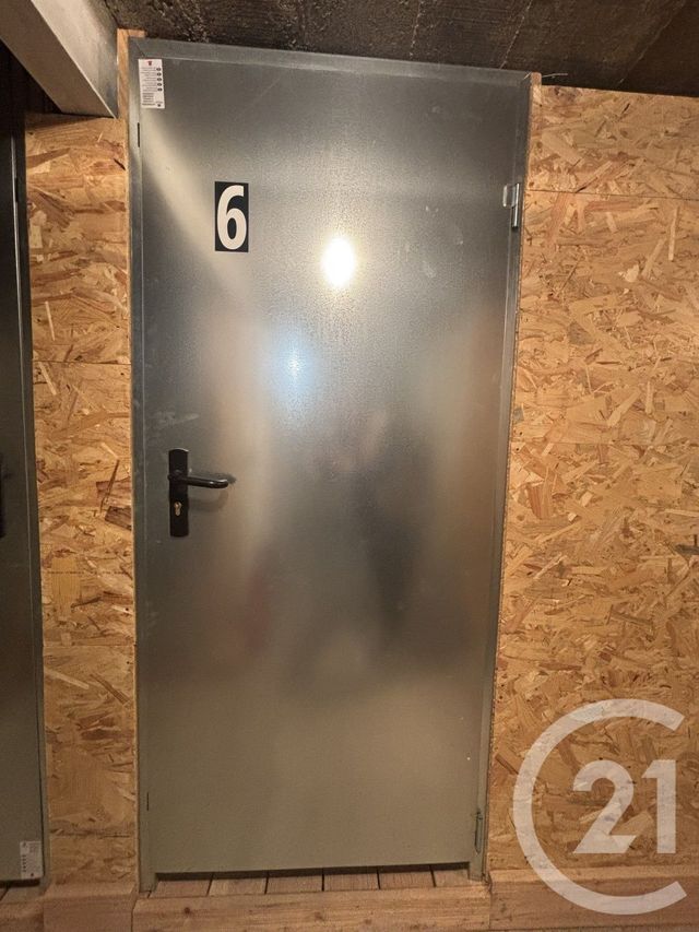 Parking &agrave; louer - 6 m2 - Moulins - 03 - AUVERGNE