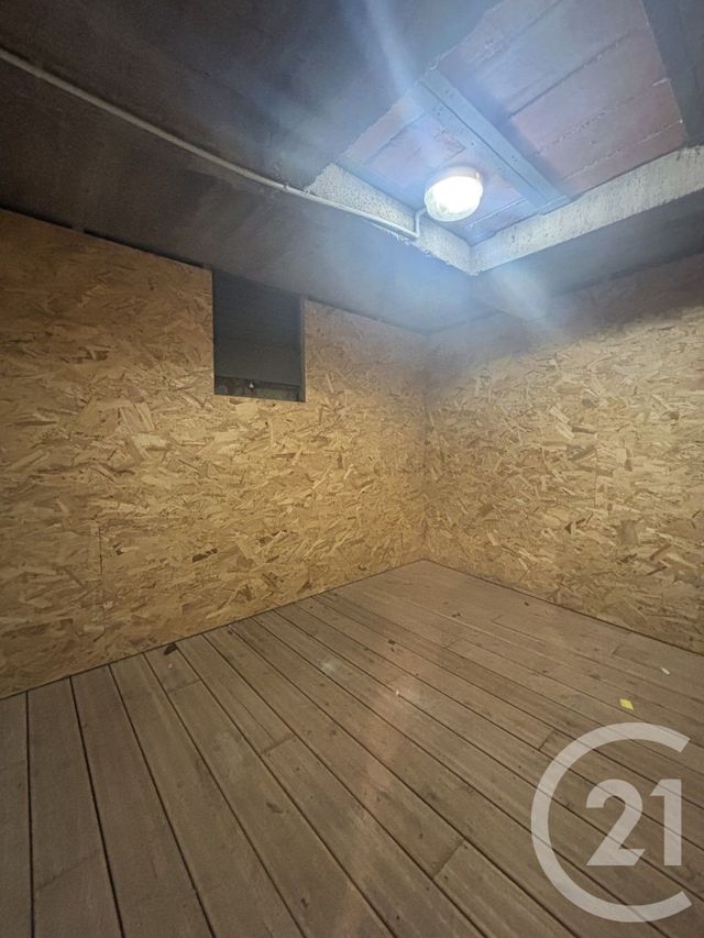 parking - MOULINS - 03