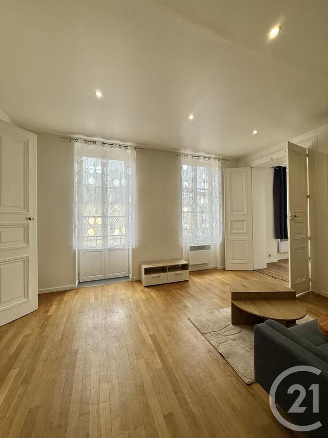 Appartement F2 &agrave; louer - 2 pi&egrave;ces - 48,39 m2 - Moulins - 03 - AUVERGNE