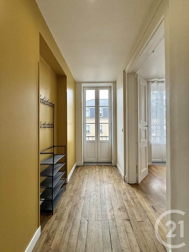 Appartement F2 &agrave; louer - 2 pi&egrave;ces - 48,39 m2 - Moulins - 03 - AUVERGNE