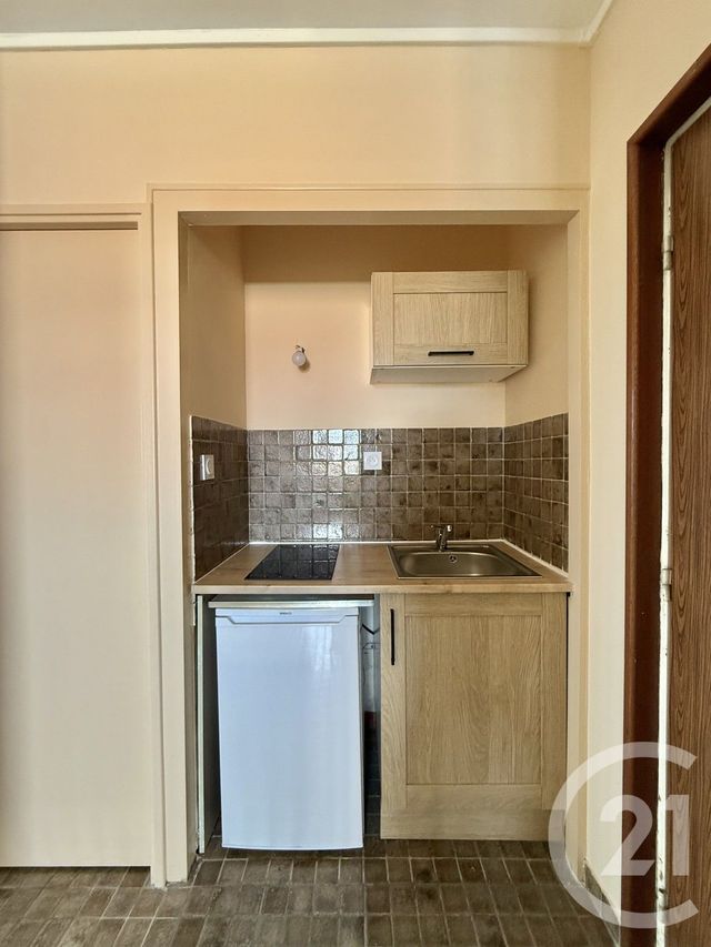Appartement F2 &agrave; louer - 2 pi&egrave;ces - 33,29 m2 - Moulins - 03 - AUVERGNE