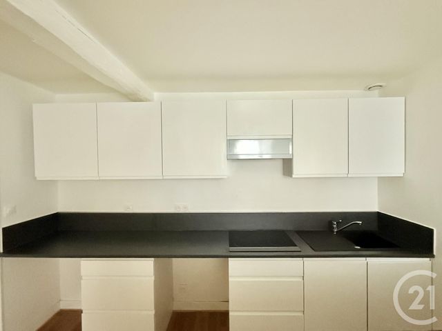 Appartement F2 &agrave; louer - 2 pi&egrave;ces - 28,77 m2 - Moulins - 03 - AUVERGNE