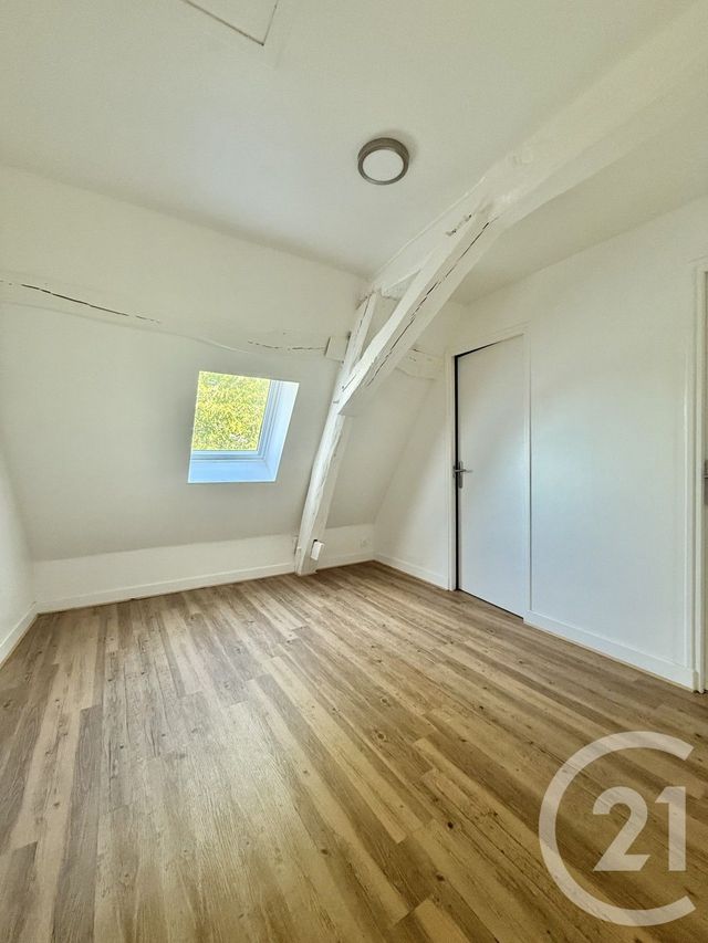 Appartement F2 &agrave; louer - 2 pi&egrave;ces - 28,77 m2 - Moulins - 03 - AUVERGNE