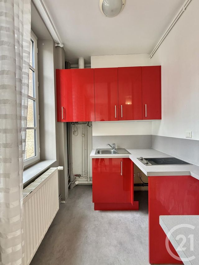 Appartement &agrave; louer - 2 pi&egrave;ces - 42,20 m2 - Moulins - 03 - AUVERGNE