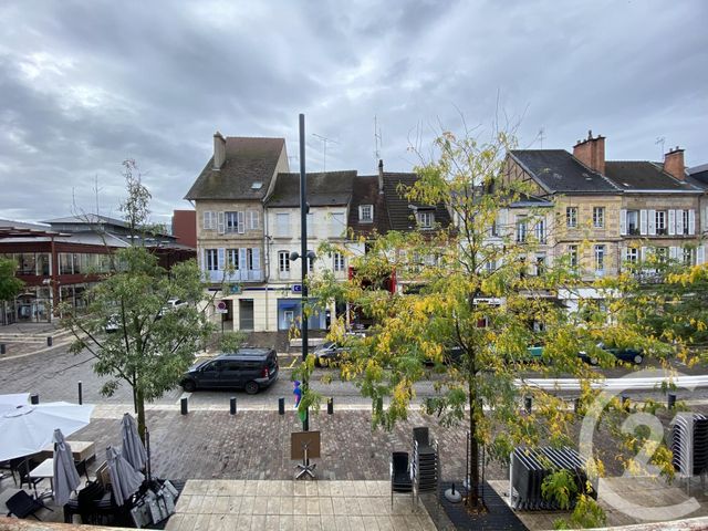 Appartement F2 &agrave; louer - 2 pi&egrave;ces - 60 m2 - Moulins - 03 - AUVERGNE
