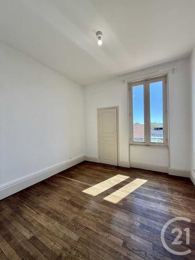 Maison &agrave; louer - 6 pi&egrave;ces - 153,81 m2 - Yzeure - 03 - AUVERGNE